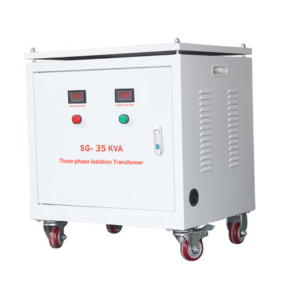 35KVA UPS che isola IP32 tipo asciutto trifase trasformatore 600V 400V