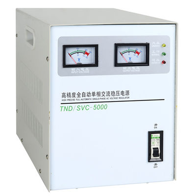 Regolatore di tensione trifase 130V-250V di controllo automatico 5000VA