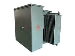 Trasformatore immerso in olio a tre fasi montato su pad