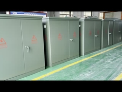 Trasformatore immerso in olio a tre fasi montato su pad